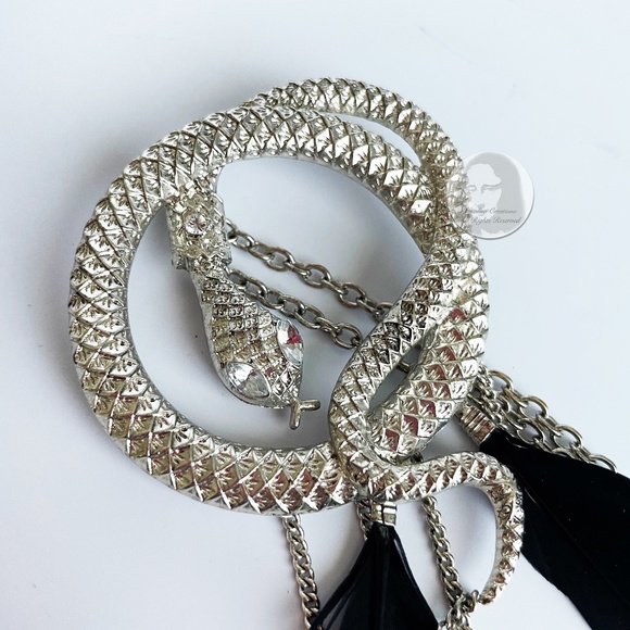 Vintage Snake and Feather 6" Pendant Necklace Silver Metal Serpent Feathers 80s - Picture 9 of 13